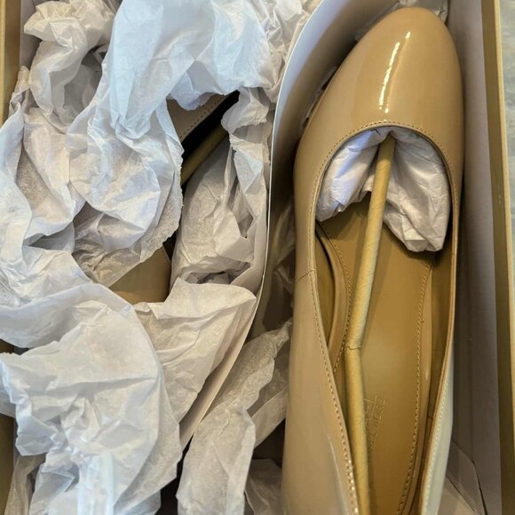 Michael Kors Chantal Faux Patent Leather Platform Pump - Picture 7 of 9